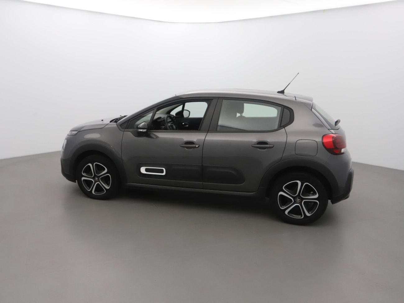 Mandataire Citroën C3 1.5 BLUEHDI 100CH S&S PLUS