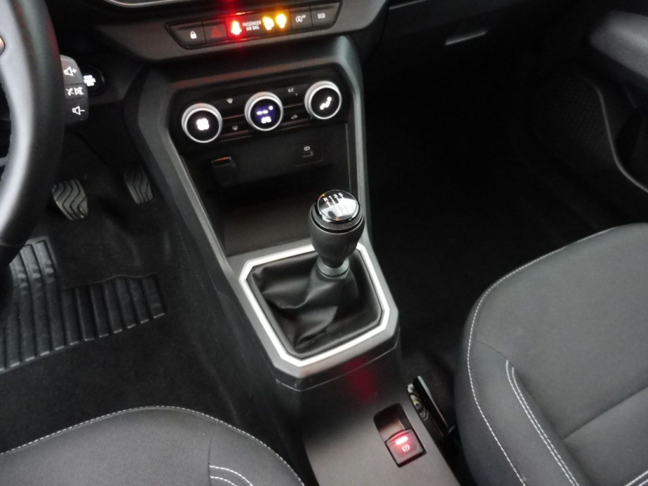 Mandataire Dacia Jogger 1.0 TCE 110CH EXPRESSION 7 PLACES -24