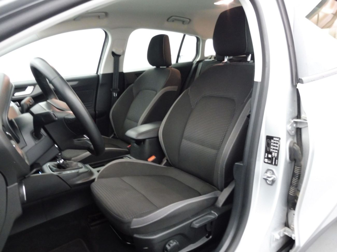 Mandataire Ford Focus SW 1.0 ECOBOOST 125 connected