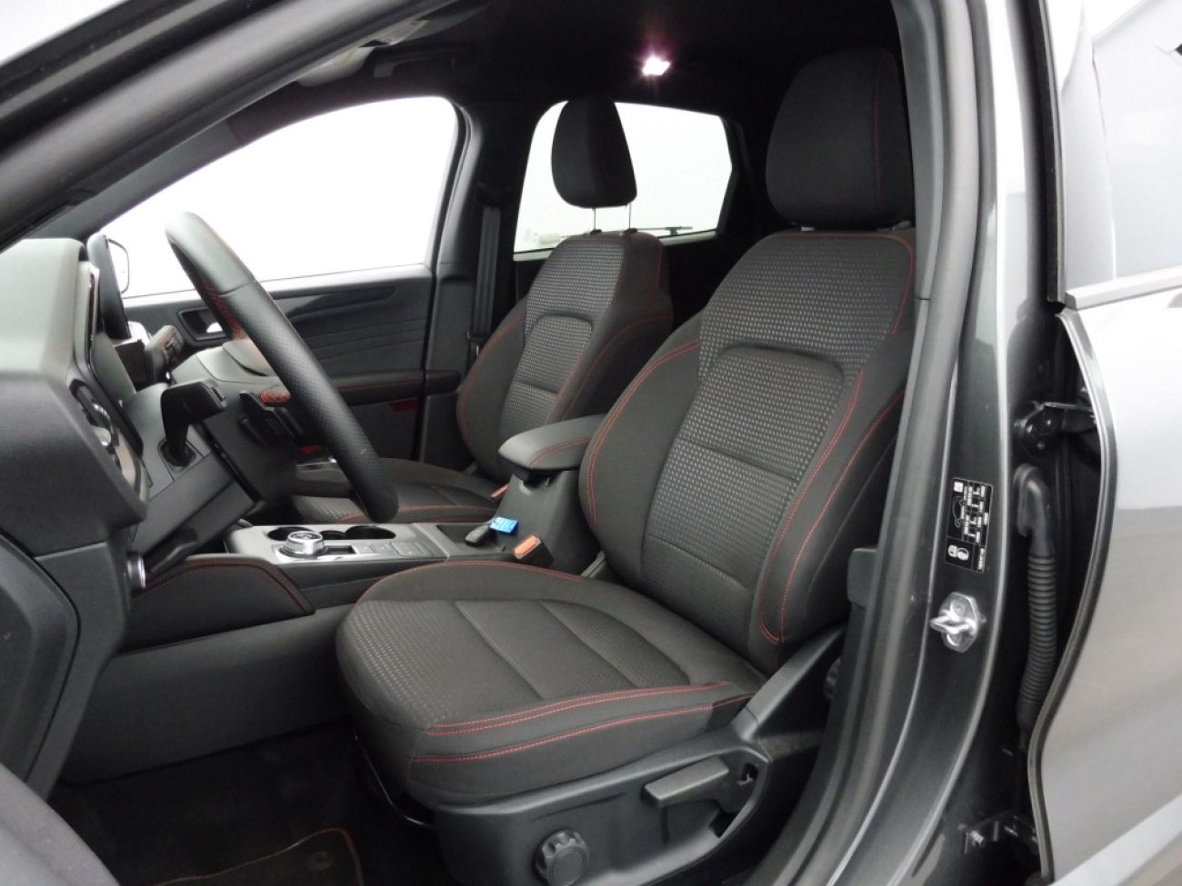 Mandataire Ford KUGA 2.0 TDCI 120CH ST-LINE POWERSHIFT