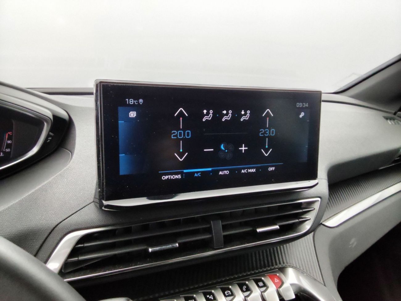 Mandataire PEUGEOT 3008 HYBRID 136CH ALLURE PACK E-DCS6