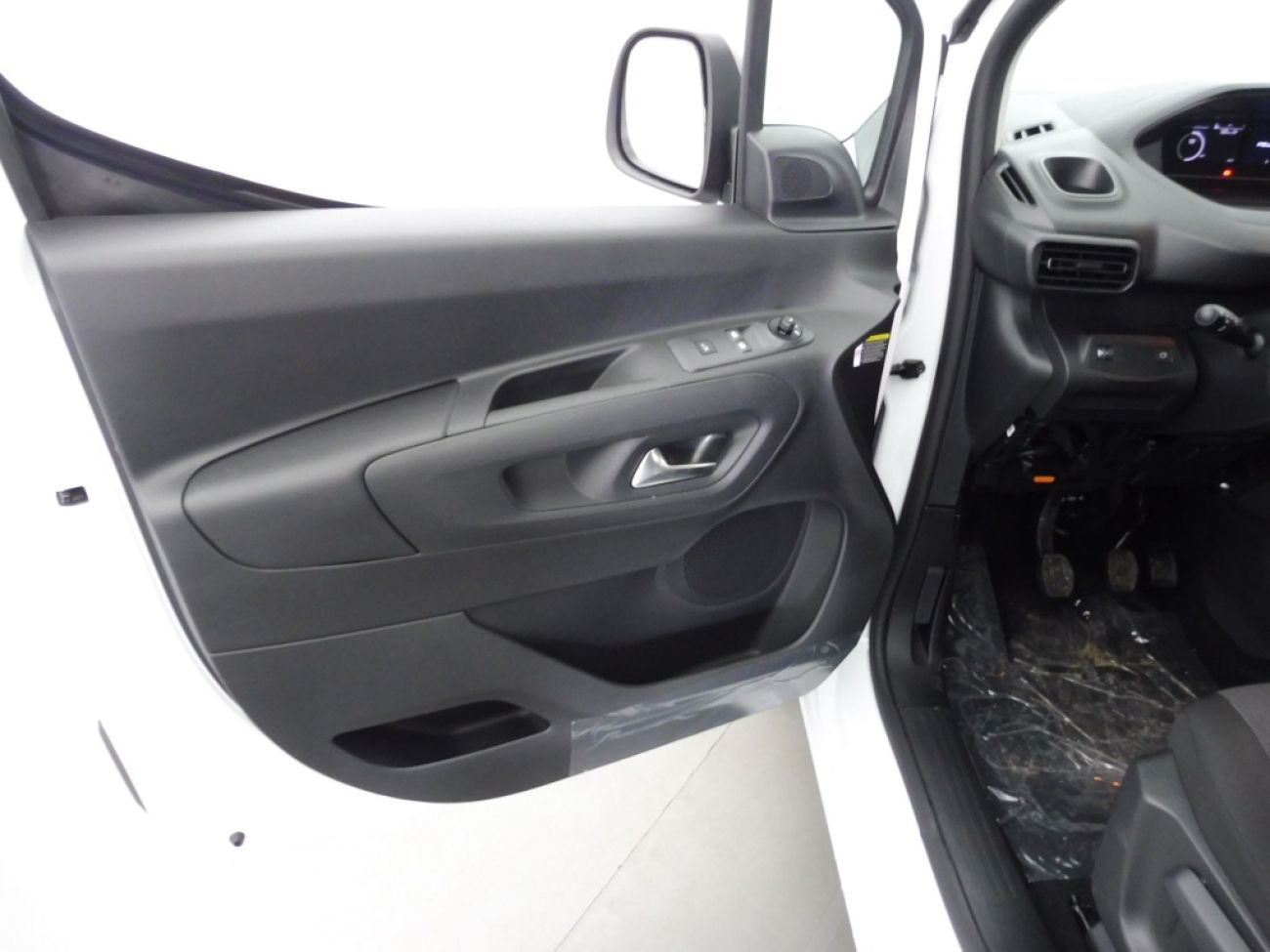 Mandataire PEUGEOT PARTNER M 650KG BLUEHDI 100CH S&S