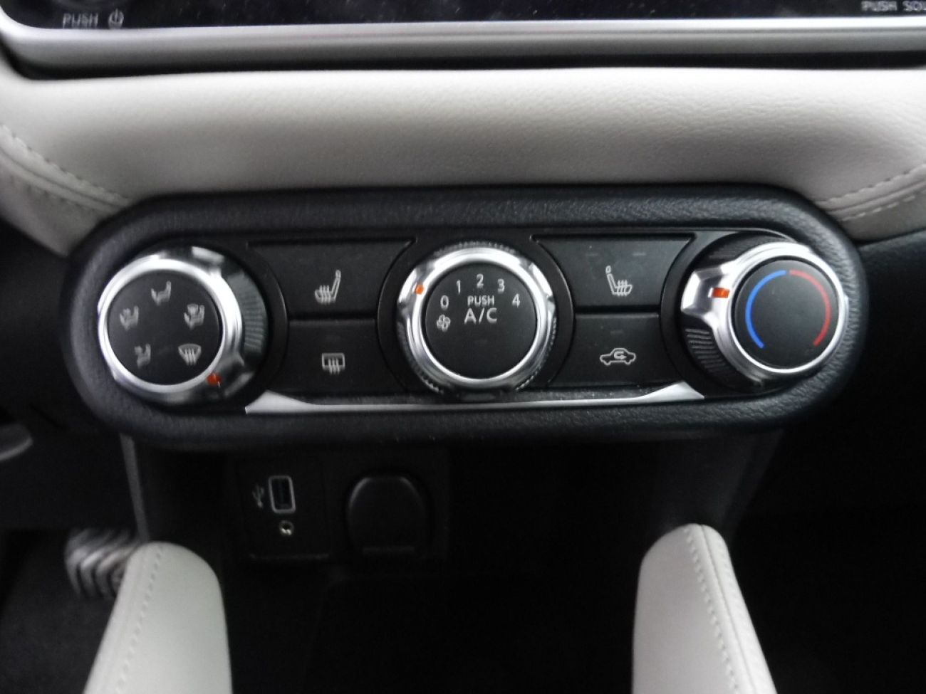 Mandataire NISSAN Micra 1.0 IG-T 92 XTRONICn-design