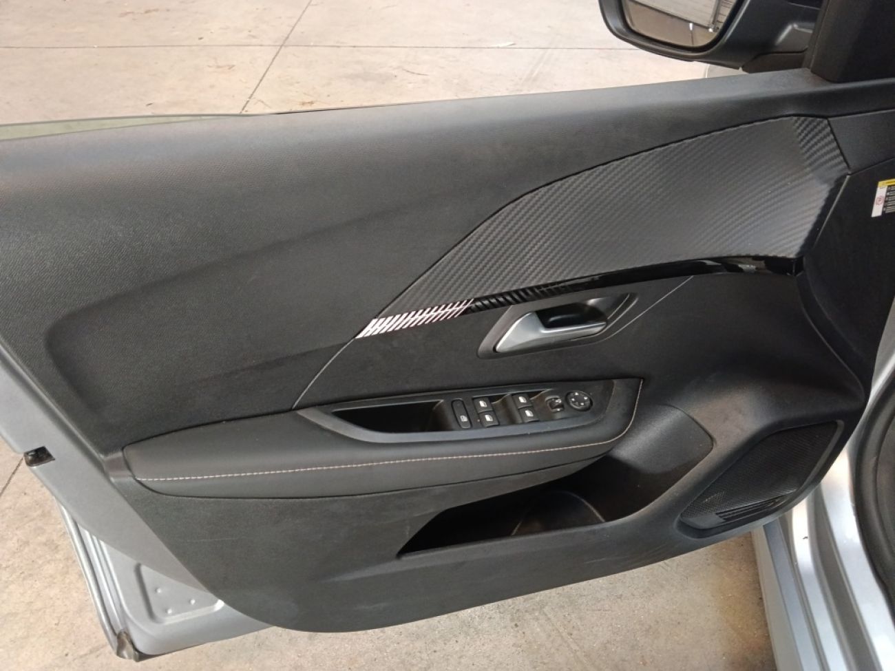 Mandataire PEUGEOT 208 1.2 100CH S&S ALLURE