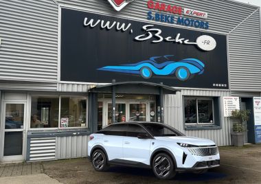 PEUGEOT 3008 NOUVEAU 3008 EXCLUSIVE HYBRID 145 E-DCS6 GT