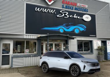 PEUGEOT 5008 Hybrid 145 ch e-DCS6 Allure