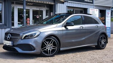 MERCEDES CLASSE A 200 d 7G-DCT Sport Edition TOIT OUVRANT / JANTES AMG 18